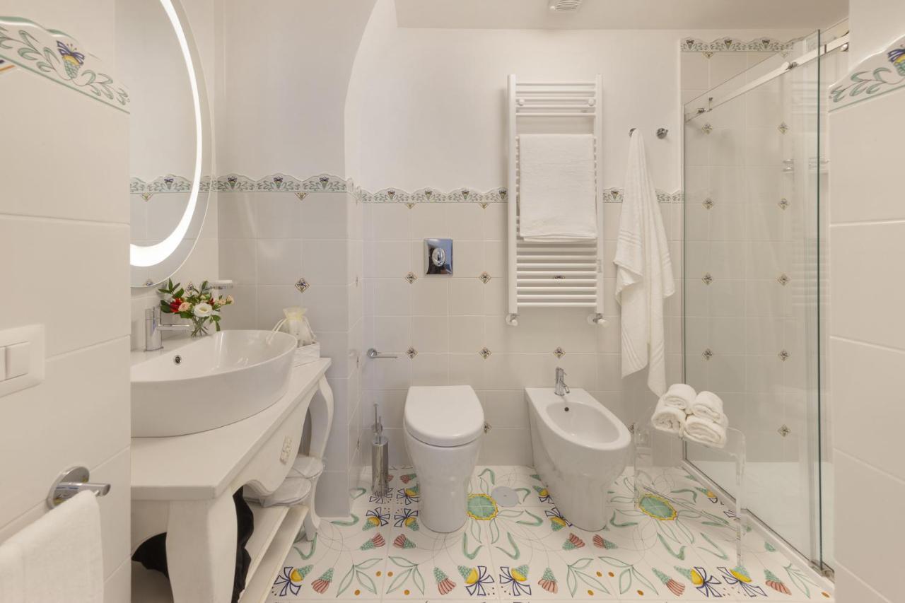 Antica Rheginna Luxury Room Minori Exteriör bild